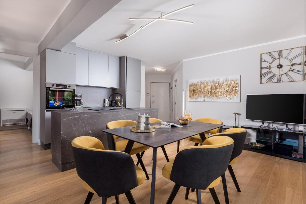 Luxury City Center Apartment -50M To The Sea 오파티아 외부 사진