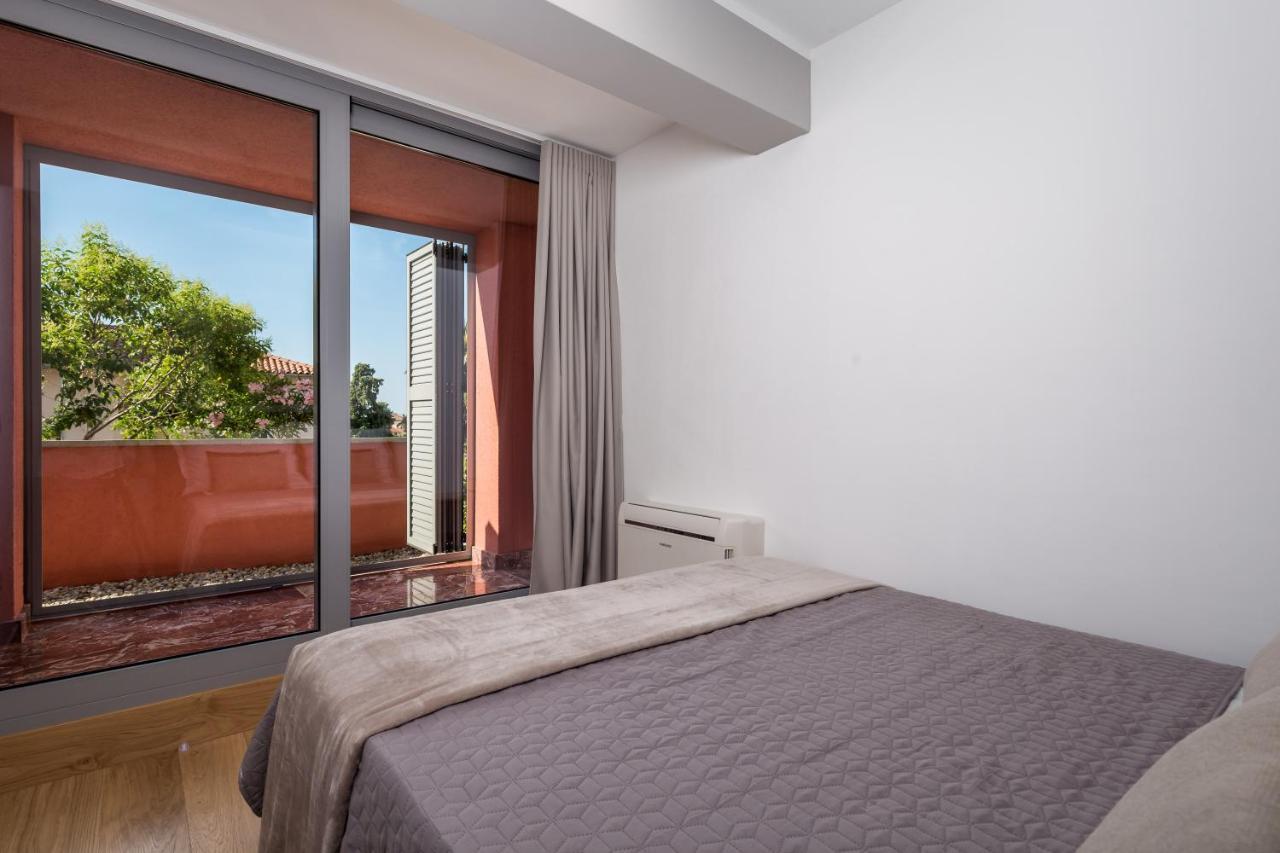 Luxury City Center Apartment -50M To The Sea 오파티아 외부 사진