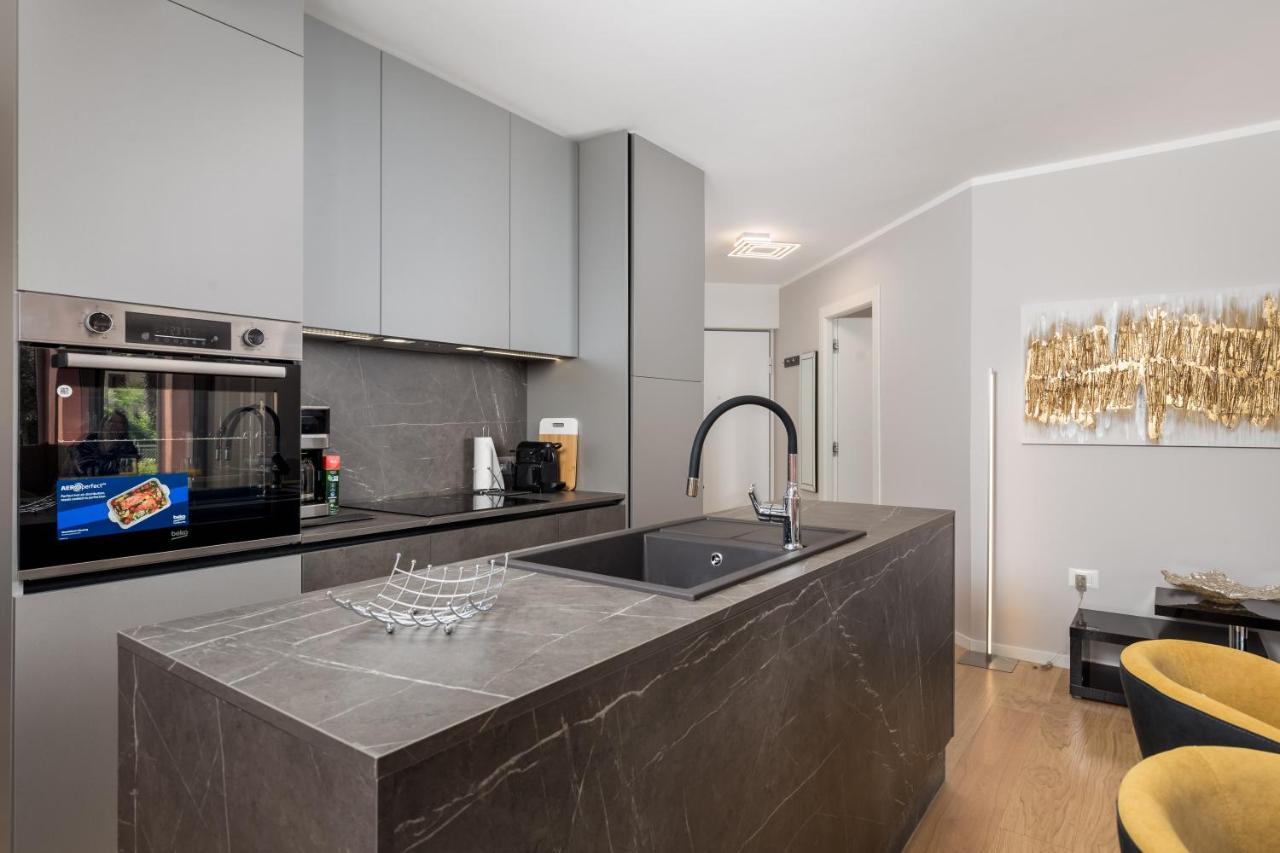 Luxury City Center Apartment -50M To The Sea 오파티아 외부 사진